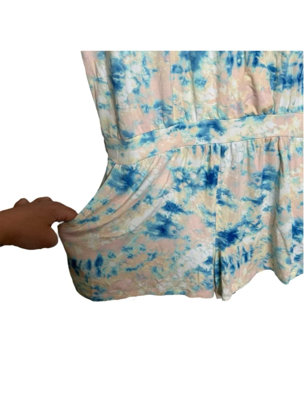 TART Collections Sky Short Sleeve Tie Belt Romper in Cloud Tie Dye Size Large
